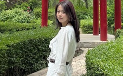 18禁美女黄网站色大片免费看